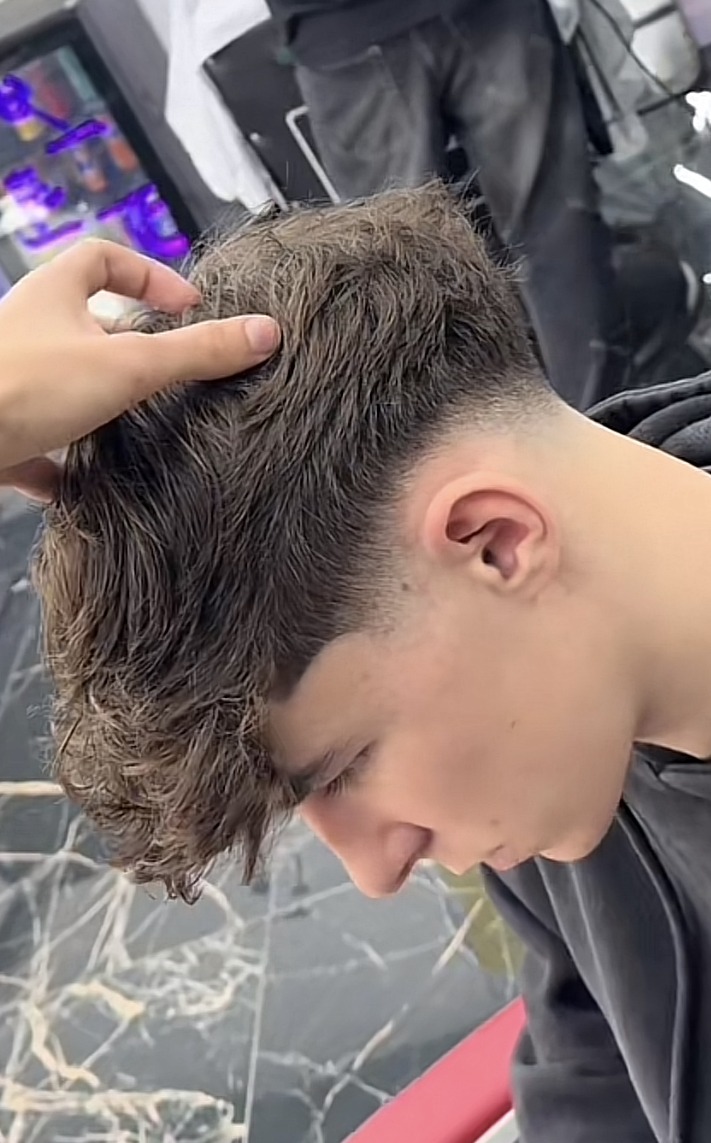 Profil de Novan, 20 ans, Escort Gay Belgique à Lennik
