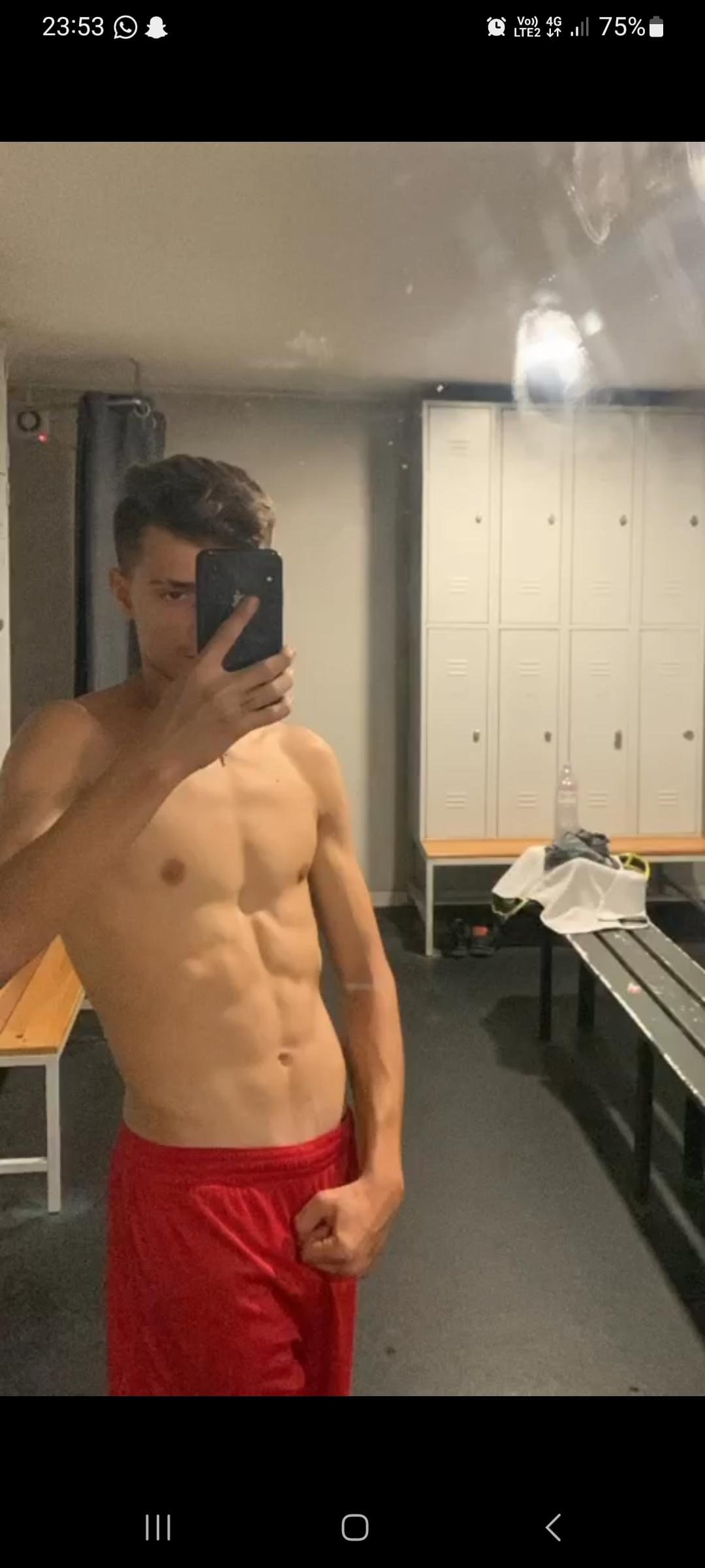 Profil de Kali, 20 ans, Escort Gay Belgique à Espierres-Helchin