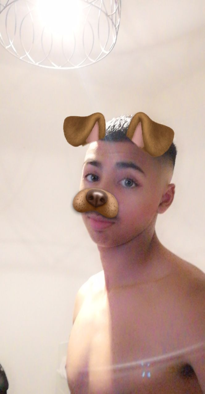 Profil de Chahine, 22 ans, Escort Gay Belgique à Montaigu-Zichem