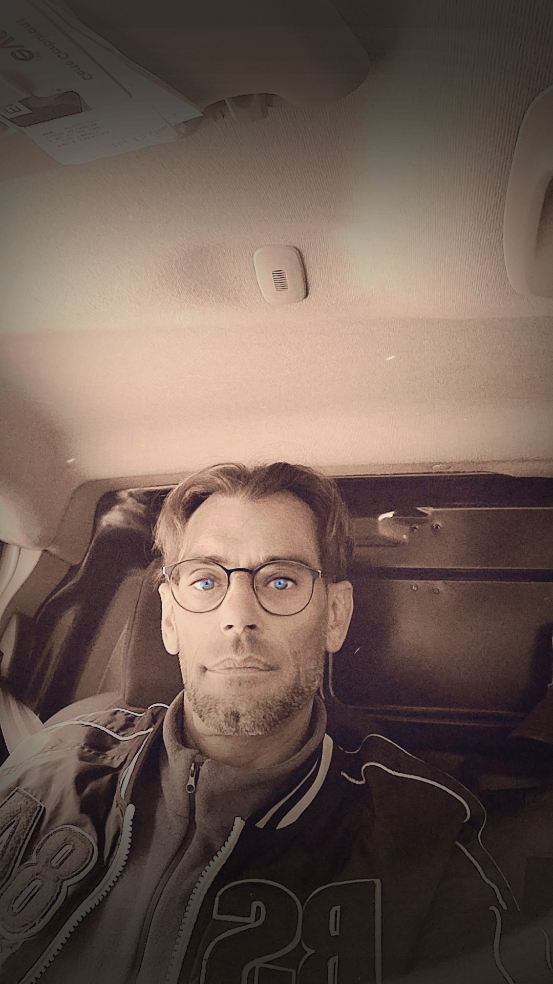 Profil de Hadi, 46 ans, Escort Gay Belgique à Courtrai