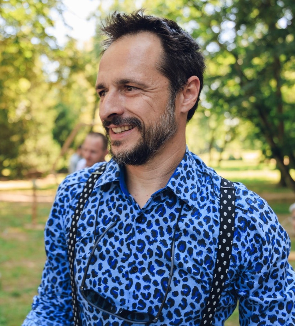Profil de Isaack, 50 ans, Escort Gay Belgique à Sint-Gillis-Waas