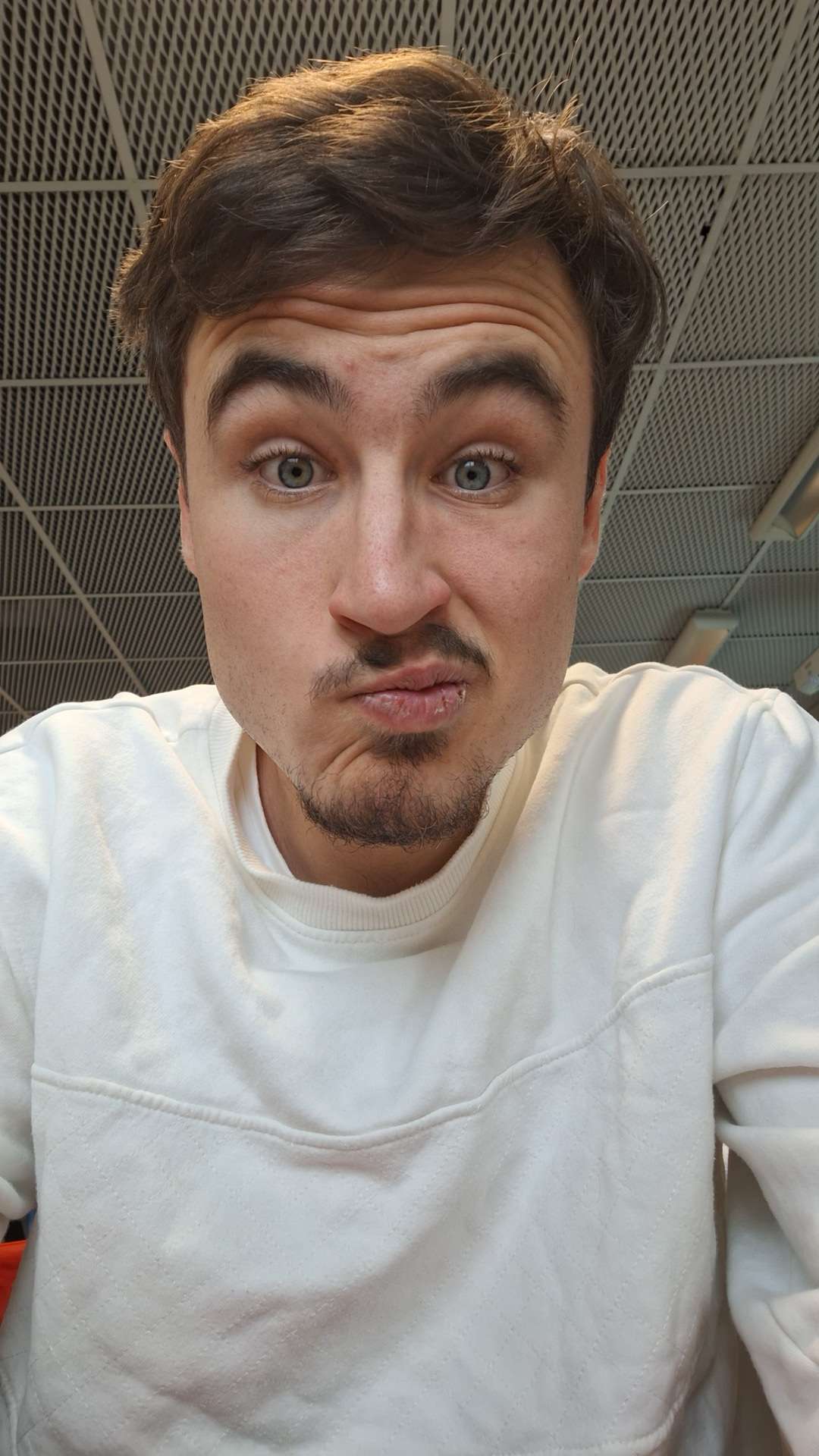 Profil de Ralph, 19 ans, Escort Gay Belgique à Lochristi