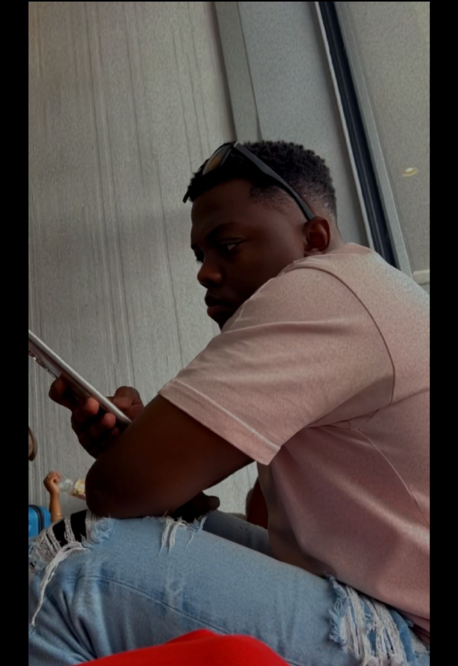 Profil de Melvin, 27 ans, Escort Gay Belgique à Tirlemont