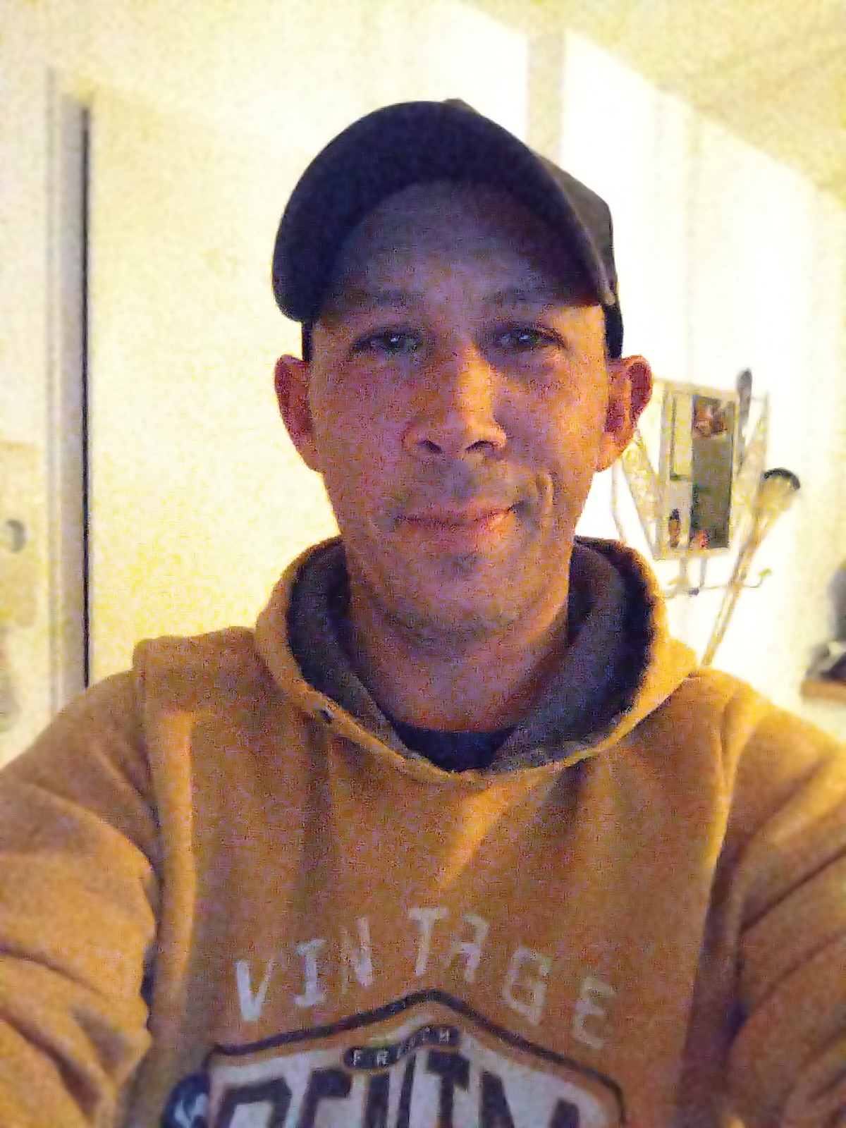 Profil de Rédouane, 41 ans, Escort Gay Belgique à Raeren
