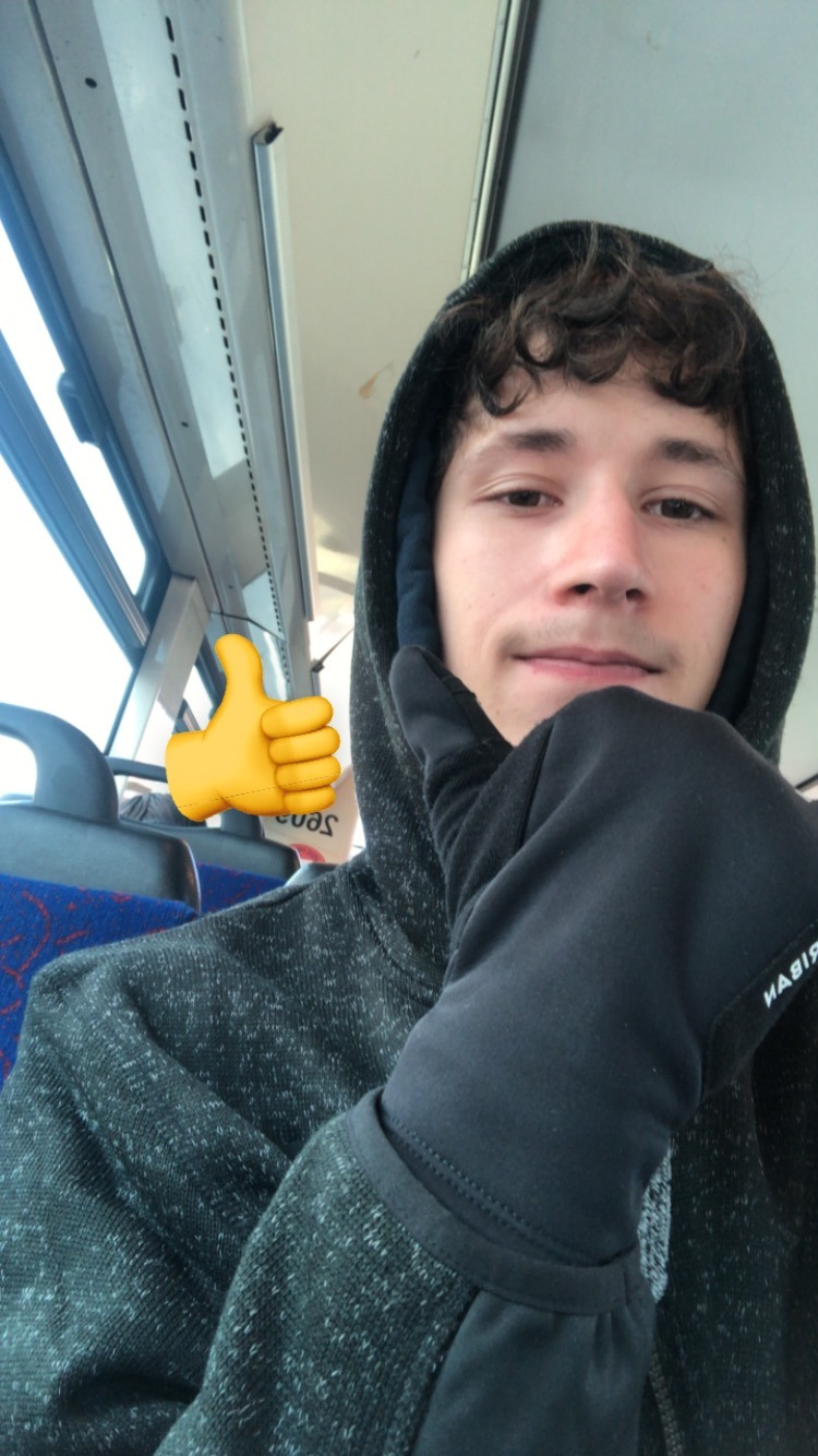Profil de Yolann, 19 ans, Escort Gay Belgique à Neufchâteau