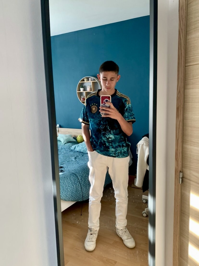 Profil de Ramadan, 20 ans, Escort Gay Belgique à Tervuren