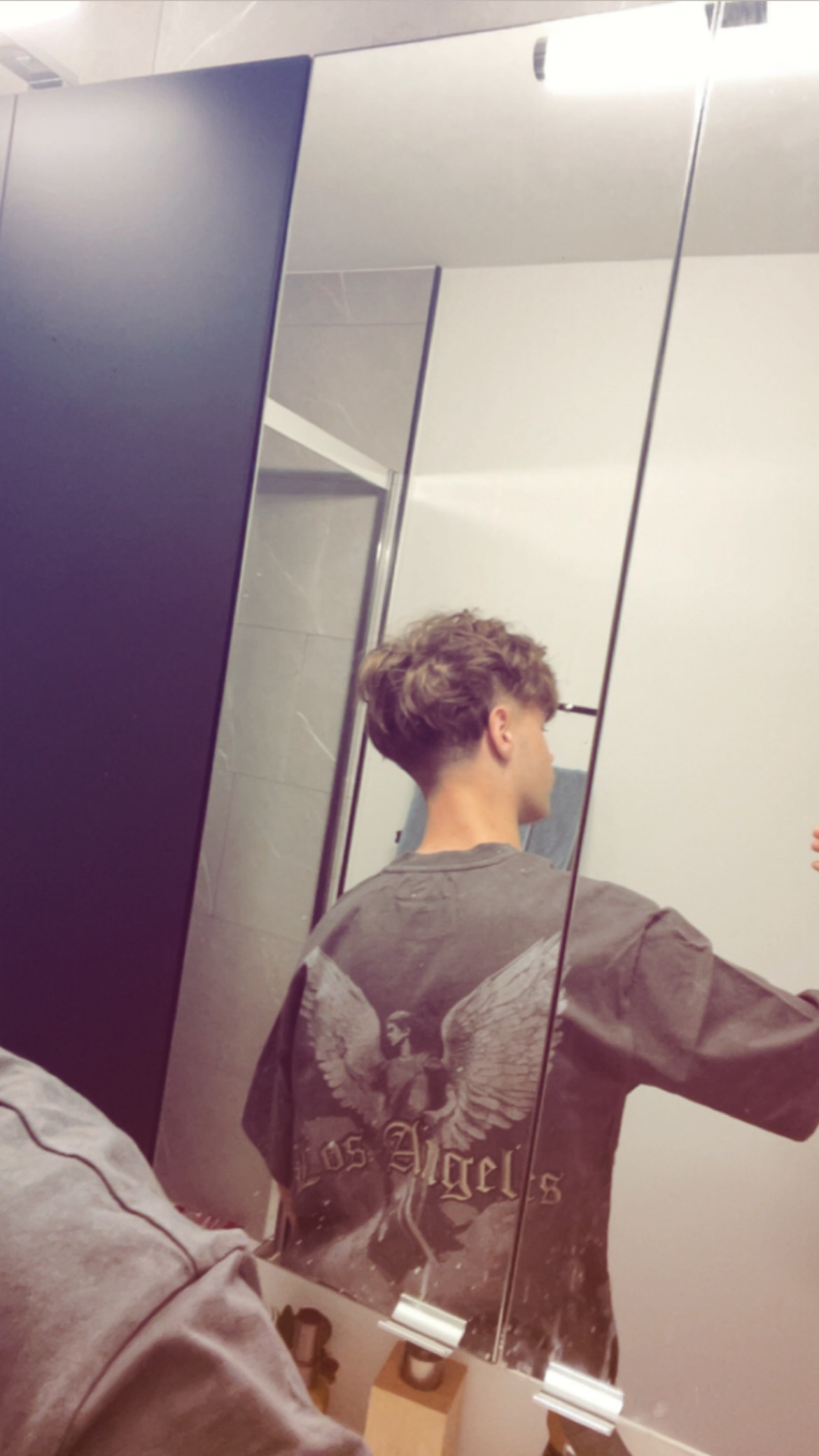 Profil de Léontin, 19 ans, Escort Gay Belgique à Kapelle-op-den-Bos