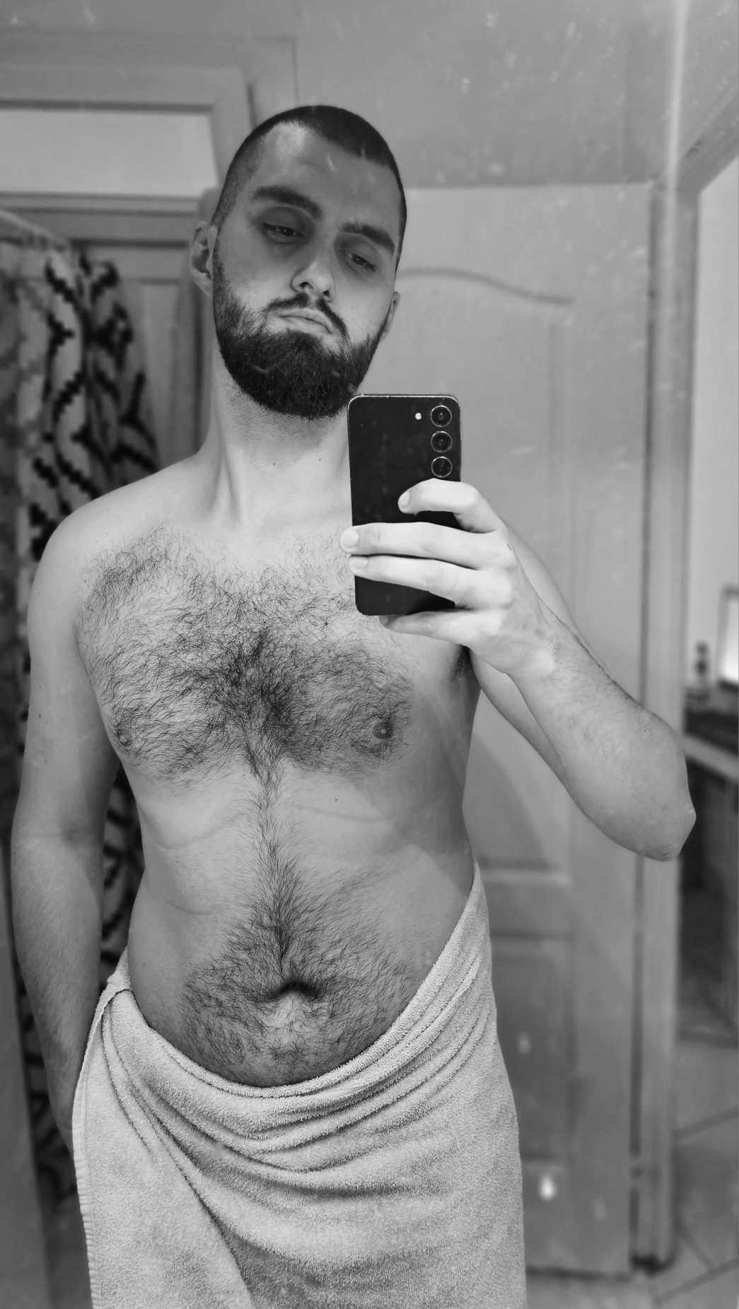 Profil de Wacil, 29 ans, Escort Gay Belgique à Beveren-Kruibeke-Zwijndrecht