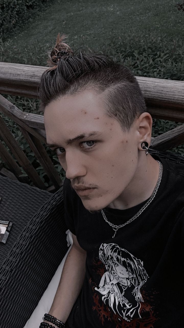 Profil de Kendi, 20 ans, Escort Gay Belgique à Dilbeek