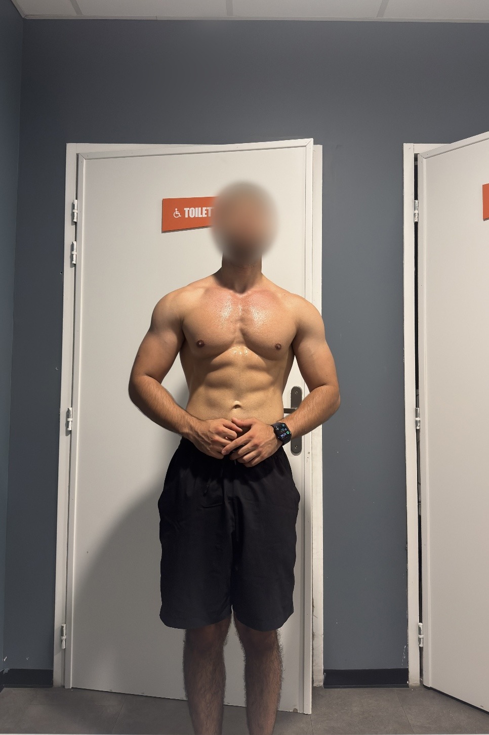 Profil de Raif, 20 ans, Escort Gay Belgique à Merbes-le-Château