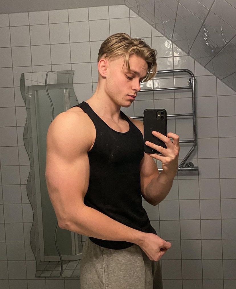 Profil de Kenrick, 21 ans, Escort Gay Belgique à Kortenaken