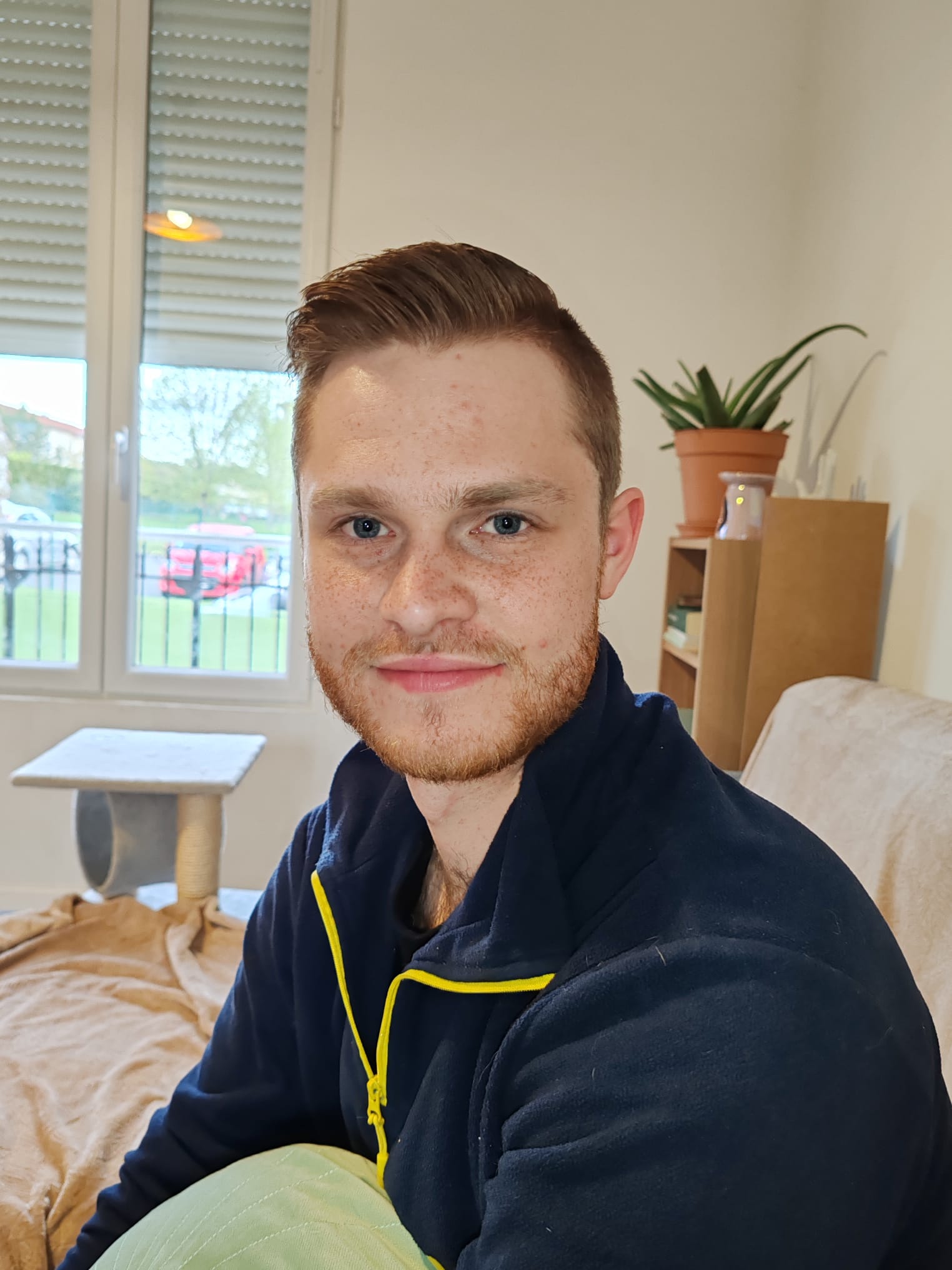 Profil de Guénolé, 26 ans, Escort Gay Belgique à Brunehaut