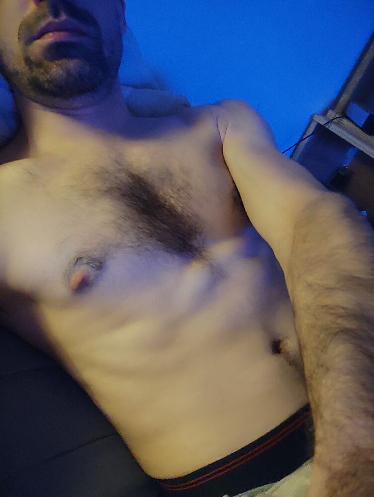 Profil de Kacim, 37 ans, Escort Gay Belgique à Bruges