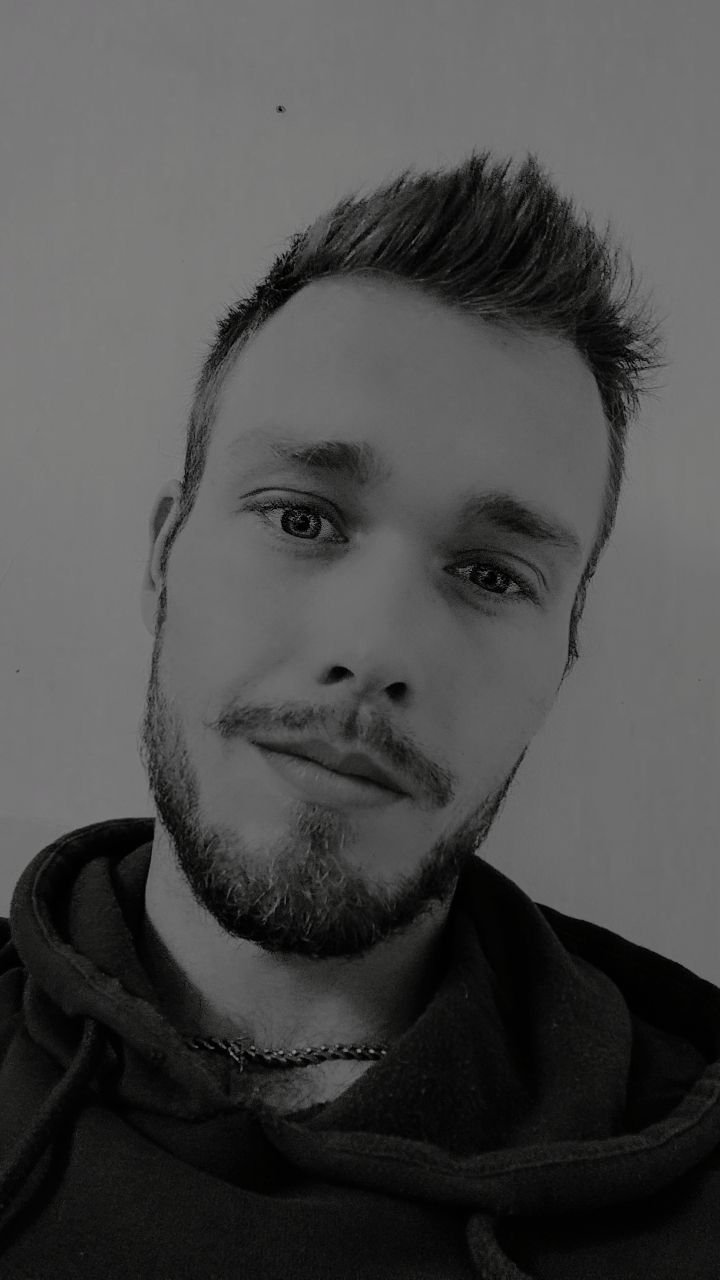 Profil de Ennio, 32 ans, Escort Gay Belgique à Gistel
