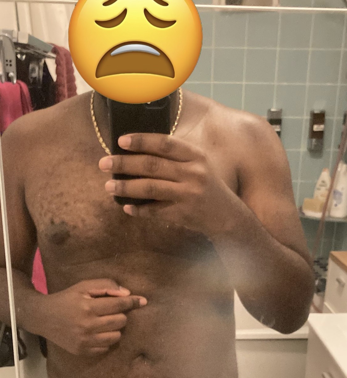 Profil de Cyril, 28 ans, Escort Gay Belgique à Chapelle-lez-Herlaimont