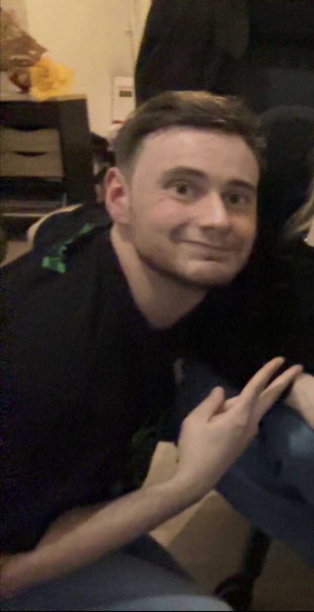 Profil de Muhammed-emin, 26 ans, Escort Gay Belgique à Hoegaarden